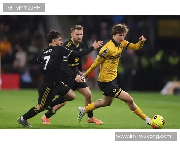 狼队遭遇四个月无胜利困境16轮仅得2分即将迎战利物浦和曼联