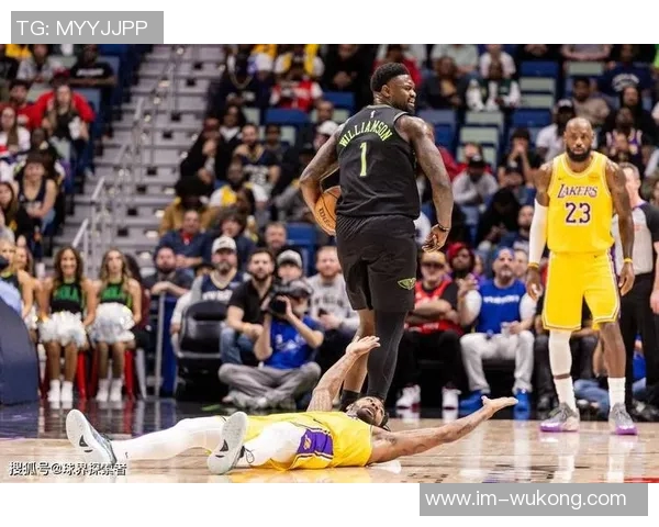 詹东再创佳绩同场砍下30分5篮板5助攻平历史纪录展现强大实力