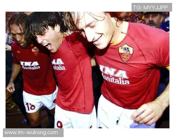 扎戈揭秘托蒂夜间打呼噜与梦话西蒙尼挑衅引发我吐口水事件真相