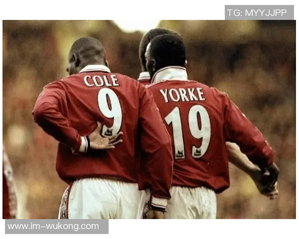 索尔斯克亚赞扬约克雷斯为团队型中锋展现出积极努力和聪明才智